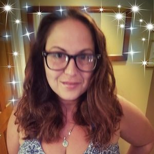 Meet your Posher, Marisa